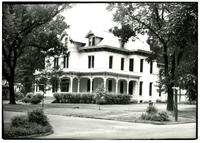Old Simmons Hospital, 805 Ohio St.