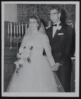 Mr. and Mrs. Richard Leigh McCreary of Olathe. (Miss Billy Claire Hardy).