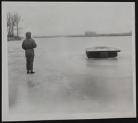 Weather - Kansas River frozen over.
