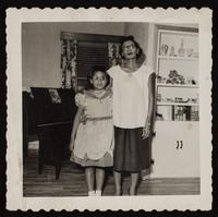 Snapshots of Nicodemus families, 1950s