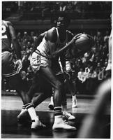 Donnie Von Moore, Basketball Player
