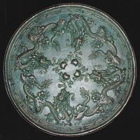 Chinese ceramic bowl with dragon motif